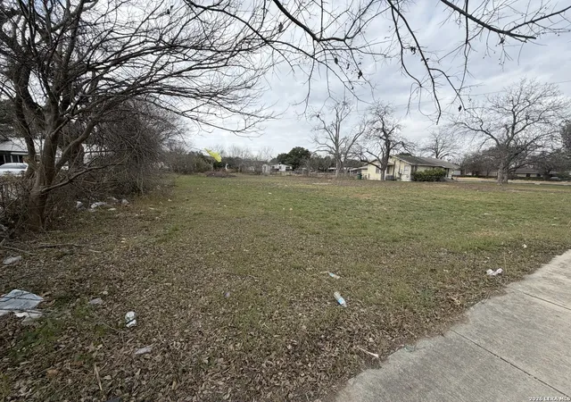 Photo 3 of Sale Pending at 2329 S Ww White, San Antonio, TX 78222 | MLS# 1940376 | Listing updated on 2026-02-23