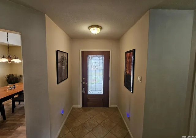 4th image of 433 Las Brisas, Seguin, TX 78155 | MLS# 1940472