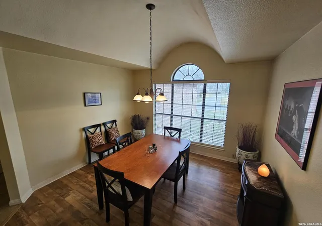 5th image of 433 Las Brisas, Seguin, TX 78155 | MLS# 1940472
