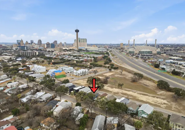 Homes for sale in San Antonio, TX | 623 Leigh, San Antonio, TX 78210 | MLS# 1940476
