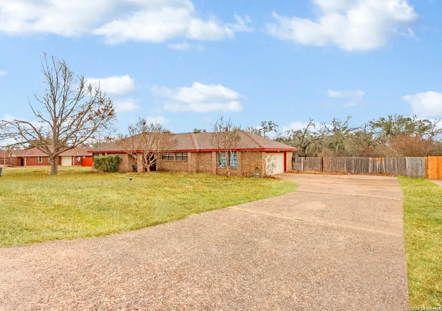 1st image of 401 Verbena, Kyle, TX 78640 | MLS# 1940477