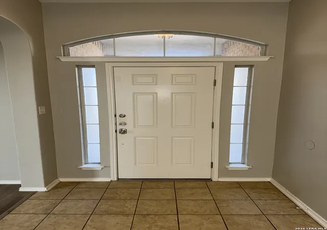 Photo 3 of Sale Pending at 105 Eagle Flight, Cibolo, TX 78108 | MLS# 1940483 | Listing updated on 2026-02-21