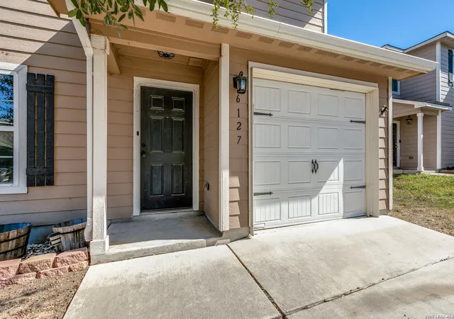 Homes for sale in San Antonio, TX | 6127 Southern Vista, San Antonio, TX 78222 | MLS# 1940557