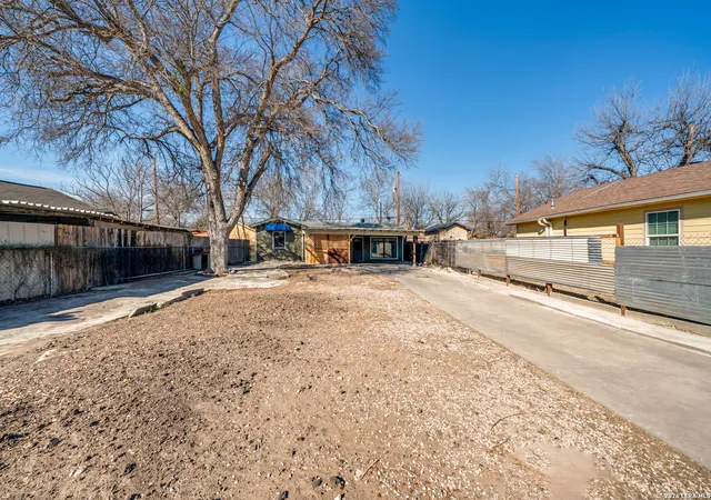 Homes for sale in San Antonio, TX | 137 Colby St, San Antonio, TX 78237 | MLS# 1940560