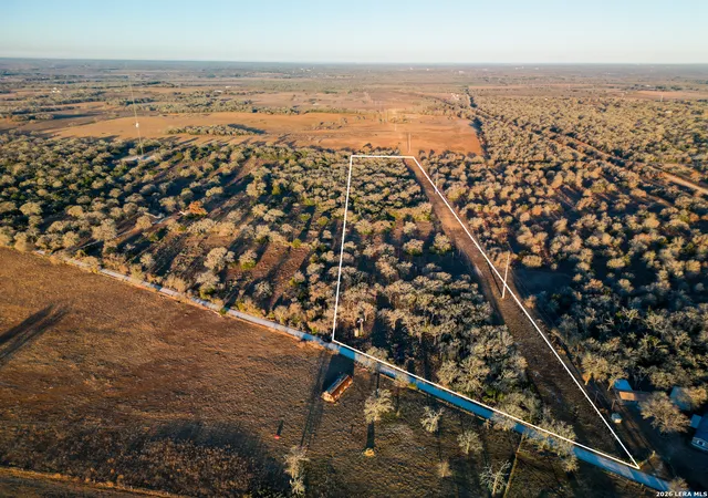 2nd image of Tbd Sandy Pine, Luling, TX 78648 | MLS# 1940579