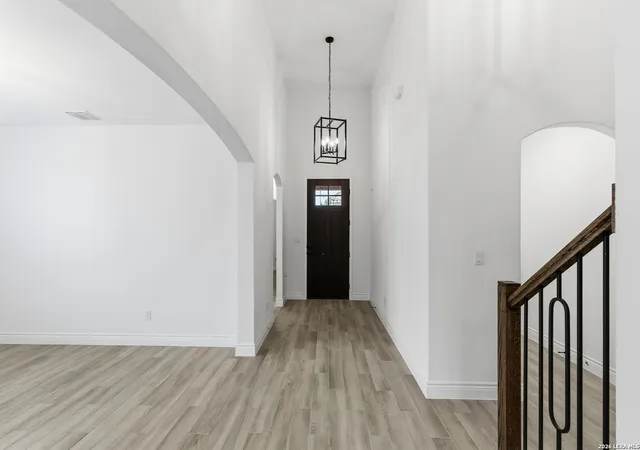 Photo 3 of Sale Pending at 11511 Duano Cyn, San Antonio, TX 78254 | MLS# 1940636 | Listing updated on 2026-03-23