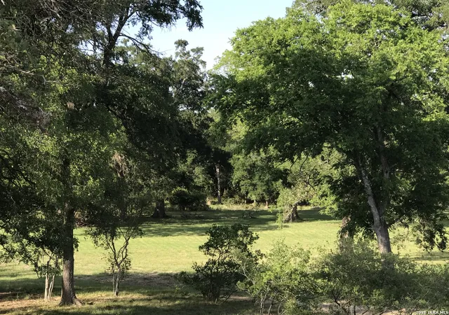 Photo 4 of Sale Pending at 25752 Morhiss Point, Boerne, TX 78006 | MLS# 1940671 | Listing updated on 2026-05-01