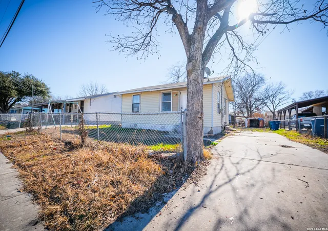 Photo 2 of Sale Pending at 3102 Neptune, San Antonio, TX 78226 | MLS# 1940760 | Listing updated on 2026-05-02