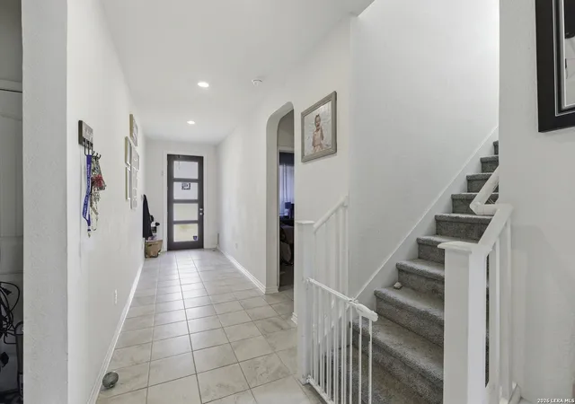 4th image of 412 Shadow Terrace, Universal City, TX 78148 | MLS# 1940844