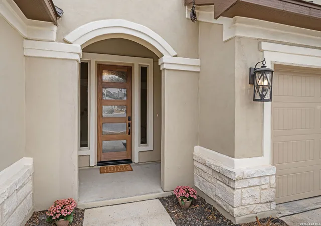 Photo 3 of Single family home for sale at 7139 Bella Mist, San Antonio, TX 78256 | MLS# 1940883 | Listing updated on 2026-08-30