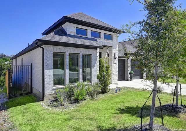 Photo 3 of Single family home for sale at 24118 Sidehill Lie, San Antonio, TX 78261 | MLS# 1940890 | Listing updated on 2026-07-22