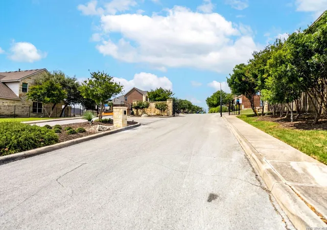 Photo 3 of Sale Pending at 24734 Glass Cyn, San Antonio, TX 78260 | MLS# 1940926 | Listing updated on 2026-03-13