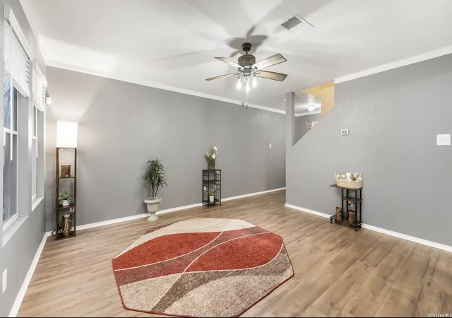 Photo 4 of Single family home for sale at 16427 Kentucky Ridge, Schertz, TX 78154 | MLS# 1940944 | Listing updated on 2026-02-17