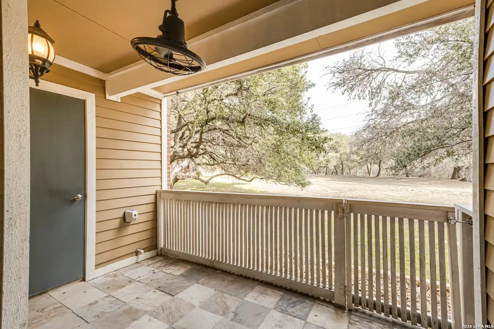 Listing Photo 2 - Condo for sale in 13130 Blanco located at 13130 Blanco, San Antonio, TX 78216 - Unit #1505