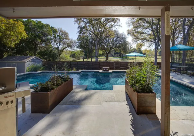 1st image of 408 Acorn, New Braunfels, TX 78130 | MLS# 1941051
