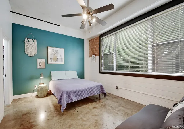 Listing Photo 5 - Condo for sale in building located at 831 Flores, San Antonio, TX 78204 - Unit #2212