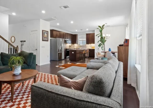 Photo 3 of Single family home for sale at 6809 Ellsworth, Austin, TX 78724 | MLS# 1941058 | Listing updated on 2026-04-12