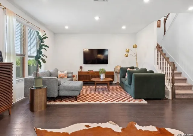 Photo 4 of Single family home for sale at 6809 Ellsworth, Austin, TX 78724 | MLS# 1941058 | Listing updated on 2026-04-12