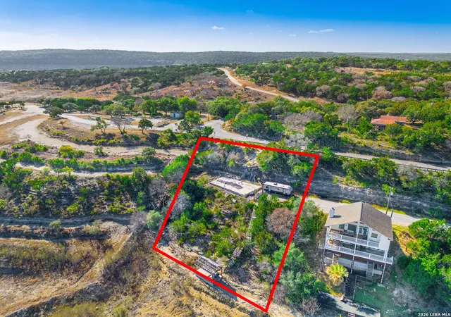 2nd image of 273 Plum Cove Rd, Lakehills, TX 78063 | MLS# 1941082