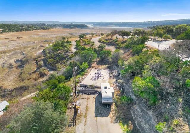 3rd image of 273 Plum Cove Rd, Lakehills, TX 78063 | MLS# 1941082