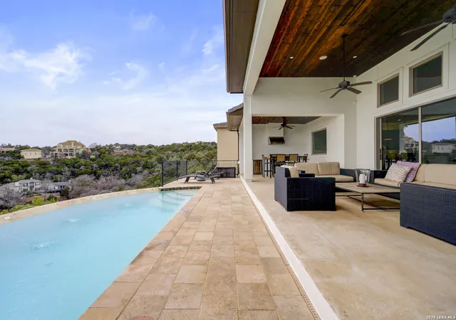 Photo 3 of Sale Pending at 6738 Bella Colina, San Antonio, TX 78256 | MLS# 1941099 | Listing updated on 2026-03-10