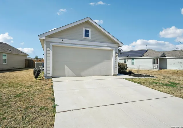 Photo 3 of Single family home for sale at 463 Filibuster, San Antonio, TX 78220 | MLS# 1941123 | Listing updated on 2026-09-15
