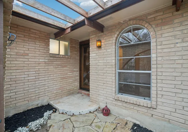 Photo 4 of Single family home for sale at 6306 Sunview, San Antonio, TX 78238 | MLS# 1941134 | Listing updated on 2026-02-20