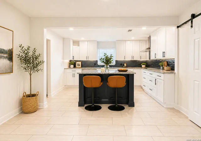 3rd image of 2231 Waverly Ave, San Antonio, TX 78228 | MLS# 1941143