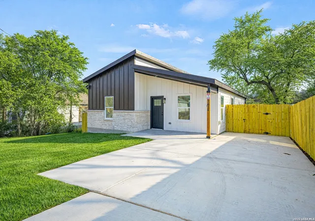 Homes for sale in San Antonio, TX | 1414 Paso Hondo, San Antonio, TX 78202 | MLS# 1941162