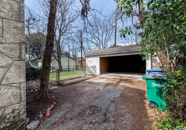 5th image of 423 Bryn Mawr, San Antonio, TX 78209 | MLS# 1941235