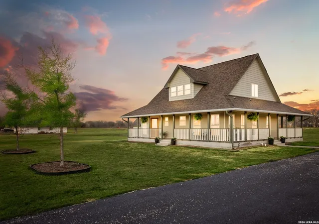3rd image of 227 Ski Plex, Seguin, TX 78155 | MLS# 1941249