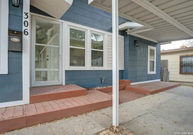 Photo 3 of Sale Pending at 306 Linda Lou, San Antonio, TX 78223 | MLS# 1941411 | Listing updated on 2026-04-18