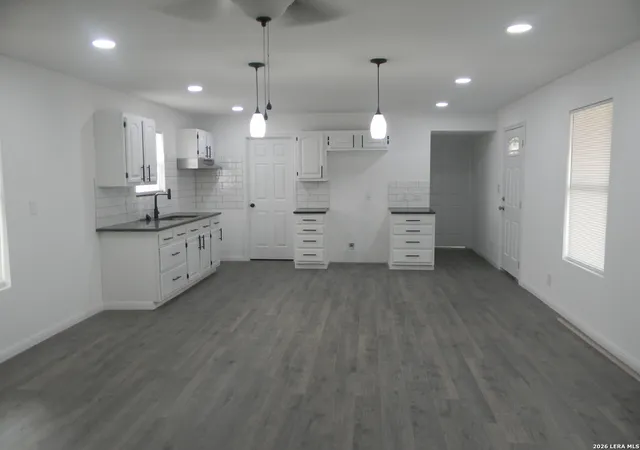 Photo 3 of Manufactured home for sale at 22823 Copper Canyon, Elmendorf, TX 78112 | MLS# 1941441 | Listing updated on 2026-04-04