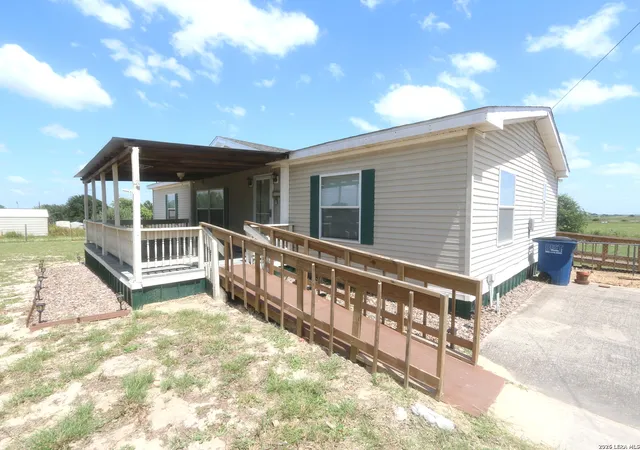 3rd image of 133 Oak View, La Vernia, TX 78121 | MLS# 1941451