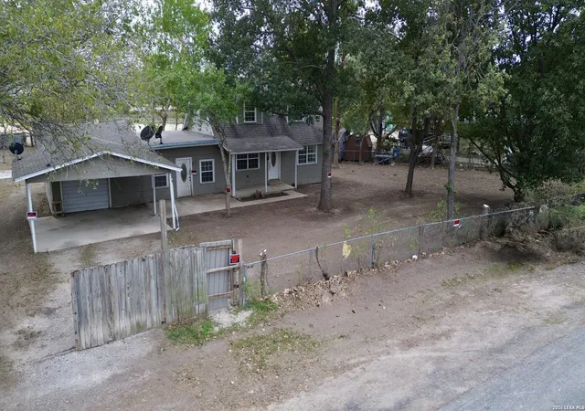 Photo 3 of Sale Pending at 11911 Dragon, San Antonio, TX 78252 | MLS# 1941458 | Listing updated on 2026-04-02
