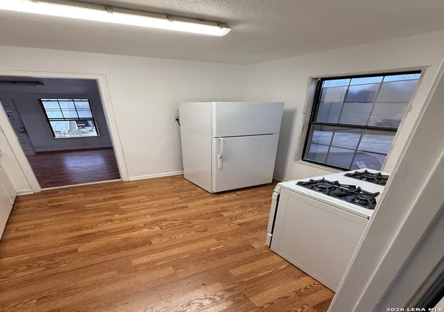 Photo 4 of Single family home for sale at 122 E Hart, San Antonio, TX 78214 | MLS# 1941461 | Listing updated on 2026-02-14