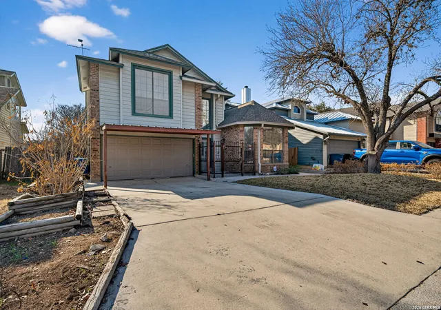 Photo 2 of Single family home for sale at 3311 Green Spg Dr, San Antonio, TX 78247 | MLS# 1941470 | Listing updated on 2026-08-10