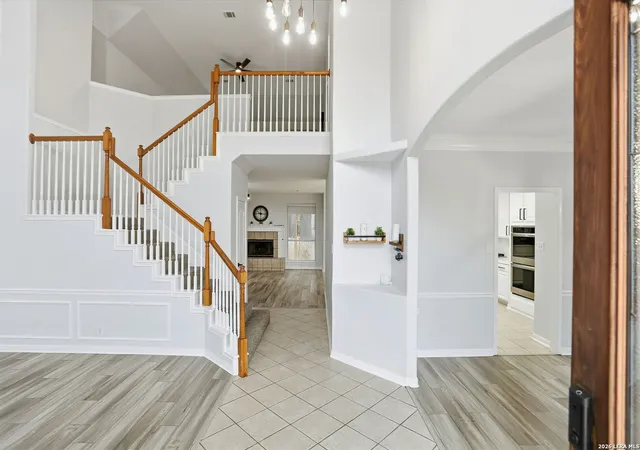 Photo 3 of Sale Pending at 18110 Cougar Blf, San Antonio, TX 78258 | MLS# 1941526 | Listing updated on 2026-04-27