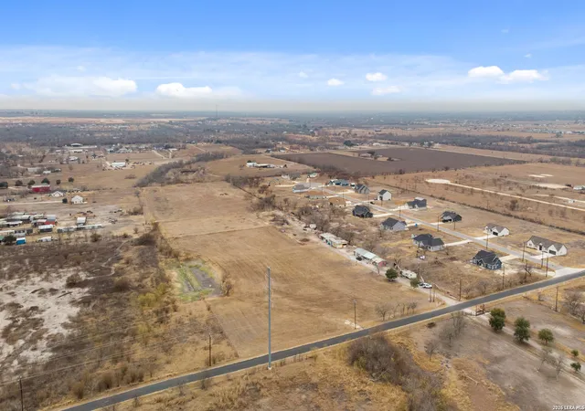 5th image of 1140 County Road 6710, Natalia, TX 78059 | MLS# 1941529