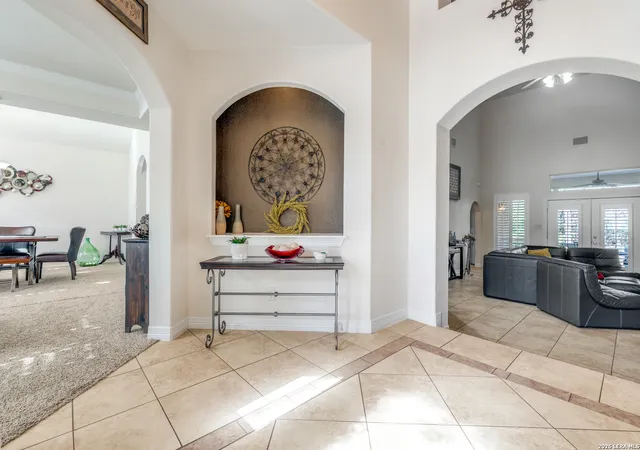 5th image of 16502 Loma Landing, Helotes, TX 78023 | MLS# 1941534