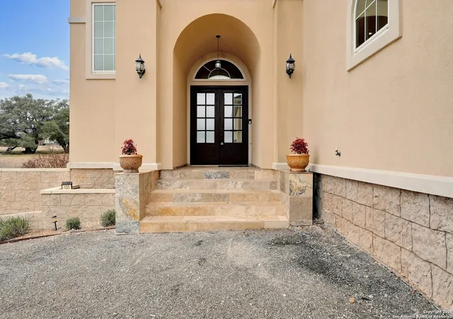 4th image of 105 N Micah Andrews, Blanco, TX 78606 | MLS# 1941545