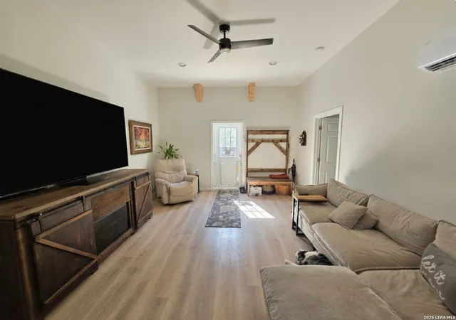 Photo 3 of Single family home for sale at 1805 Misty Hollow, New Braunfels, TX 78132 | MLS# 1941548 | Listing updated on 2026-02-14