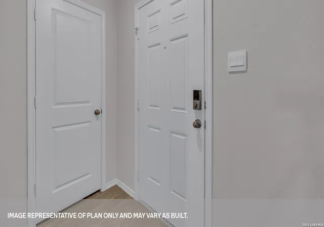 Photo 3 of Single family home for sale at 310 Wild Goose Dr, Luling, TX 78648 | MLS# 1941549 | Listing updated on 2026-05-01