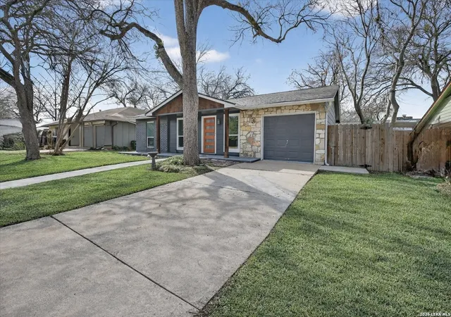 3rd image of 6218 Hillston, Austin, TX 78745 | MLS# 1941551