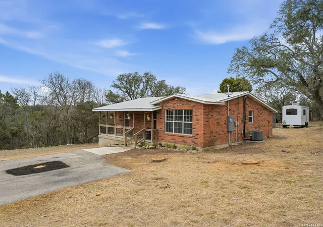2nd image of 111 Mountain Top, Boerne, TX 78006 | MLS# 1941552