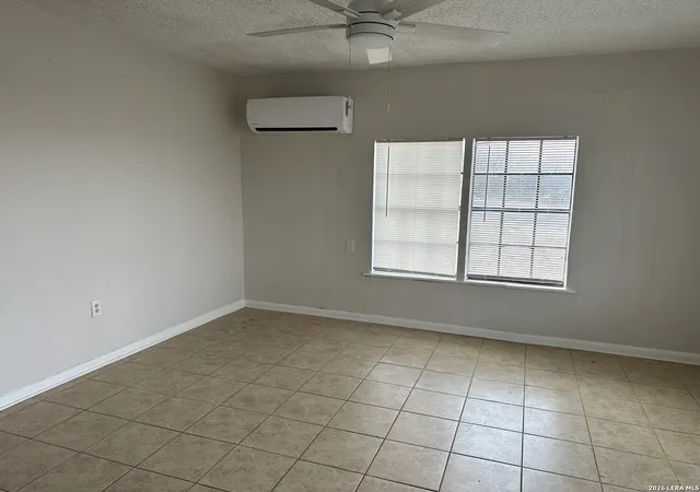 3rd image of 426 Carrizo Hill, Carrizo Springs, TX 78834 | MLS# 1941628