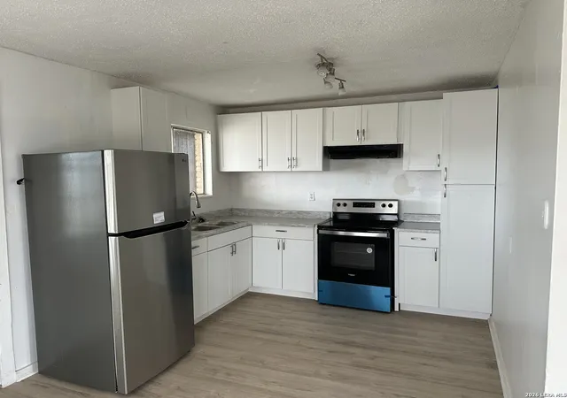 4th image of 426 Carrizo Hill, Carrizo Springs, TX 78834 | MLS# 1941628