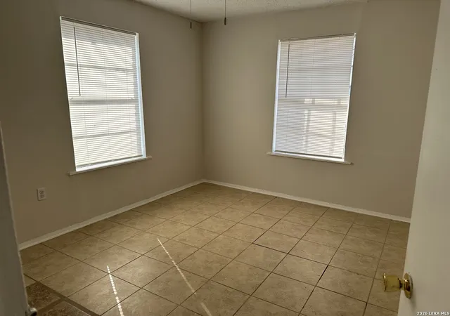8th image of 426 Carrizo Hill, Carrizo Springs, TX 78834 | MLS# 1941628