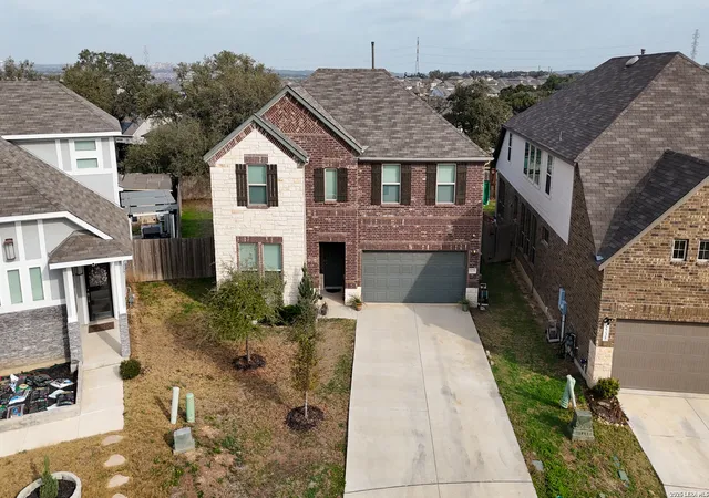 Photo 2 of Single family home for sale at 5731 Pin, San Antonio, TX 78266 | MLS# 1941645 | Listing updated on 2026-04-10