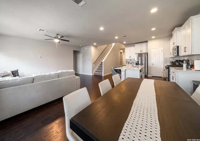 Photo 3 of Single family home for sale at 5731 Pin, San Antonio, TX 78266 | MLS# 1941645 | Listing updated on 2026-04-10